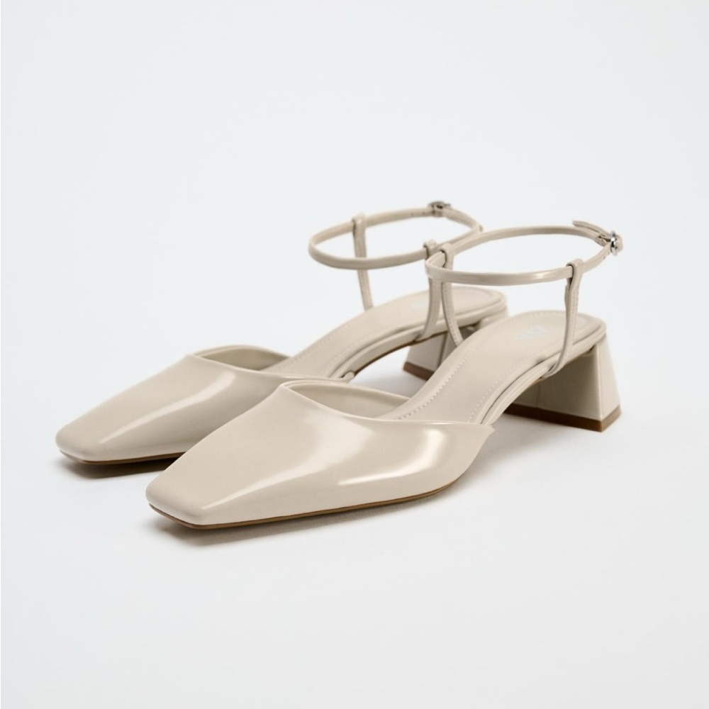 NWT Zara off white heels